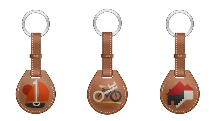 Apple AirTag Hermès系列金色Swift小牛皮鑰匙圈，飾有帆船（左起）、自行車及房子圖案，每只1萬1290元。品牌提供