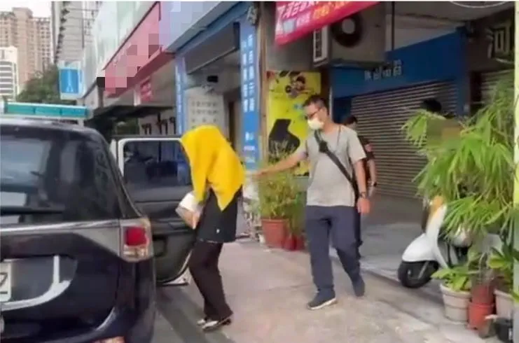 警方訊後將業者依妨害風化罪嫌移送法辦。讀者提供