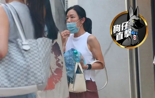 狗仔直擊|哈林47歲老婆拎貨結實手臂無嬸味 連戰緊牽連方瑀外出