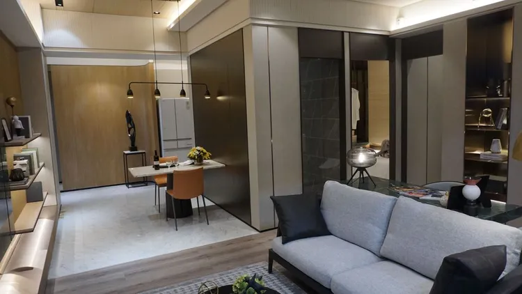 建案規劃住家22-41坪，休閒設施多元包括泳池、生活講堂、影音室等。葉家銘攝