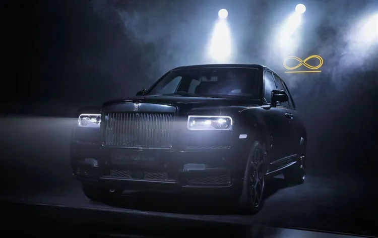 Rolls-Royce Cullinan Black Badge只要稍加選配，總價就超過3千萬元。原廠提供