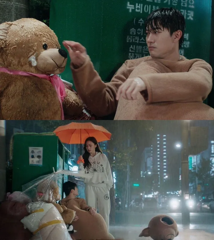 郭東延（上圖）原本想對暗戀已久的後輩告白，但對方只把他當工具人殘忍拒絕，高聖熙替他撐傘。龍華電視提供