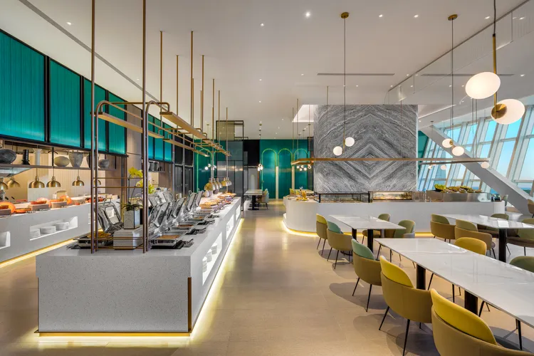 位於位於高雄承億酒店26樓的「日全食餐廳」。業者提供