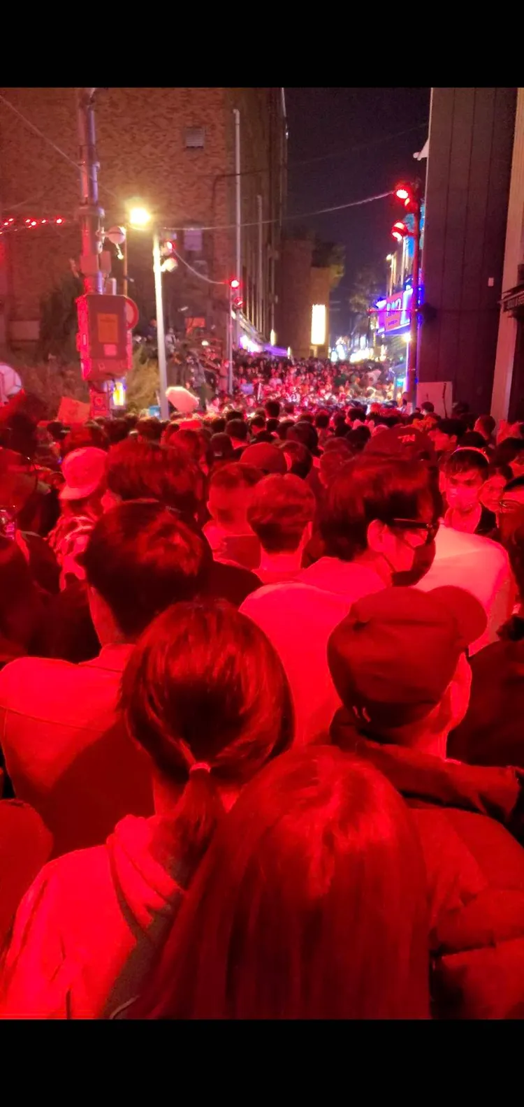 讀者當晚也在現場感受狂歡氣氛。讀者吳珮如提供