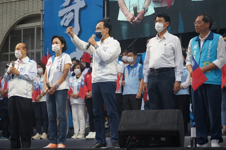 朱立倫說，南部有沒有給大家一個安全、安定、安心的執政？凃建豐攝