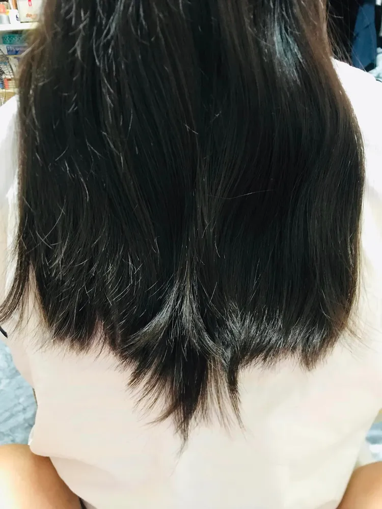 這樣的髮尾實在讓人不解。翻攝爆怨公社