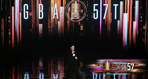 金鐘獎｜拆2天還是超時！曾寶儀自宮節目救不了　李杏致詞太長挨罵