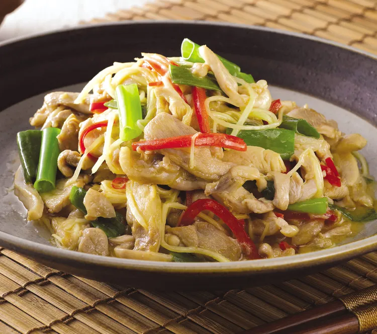 至今已有千年歷史的「東安仔雞」。業者提供