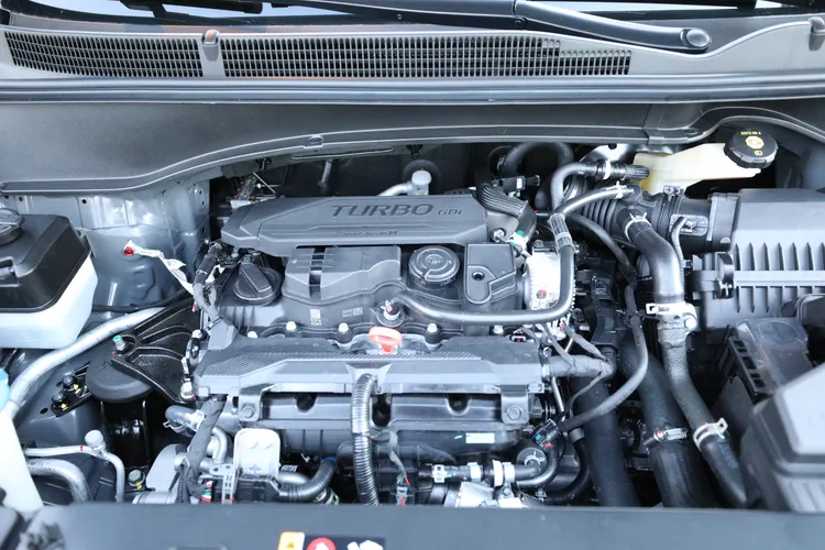 1.5升汽油渦輪引擎，包含了CVVD連續可變汽門持續技術，平均油耗擁有15km/L的實力。林浩昇攝