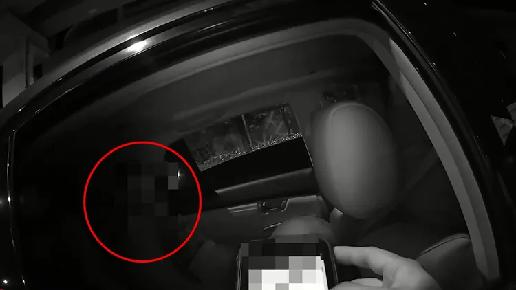 何男與3名友人從高雄北上，遇警方臨檢破功被逮。翻攝畫面