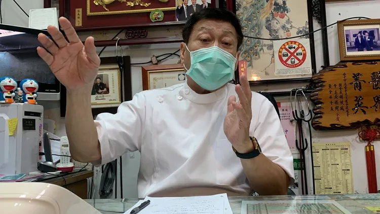 高大成說，透過死者身上的衣物、戒指、手錶、刺青與口腔牙齒結構，桶失身分也呼之欲出。曾雪蒨攝