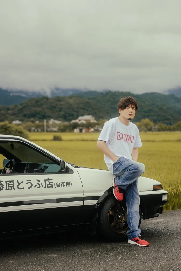 春風模仿周杰倫的造型。混血兒娛樂提供