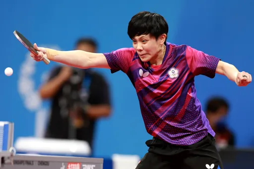 鄭怡靜不敵世界球后孫穎莎 WTT澳門冠軍賽止步女單8強