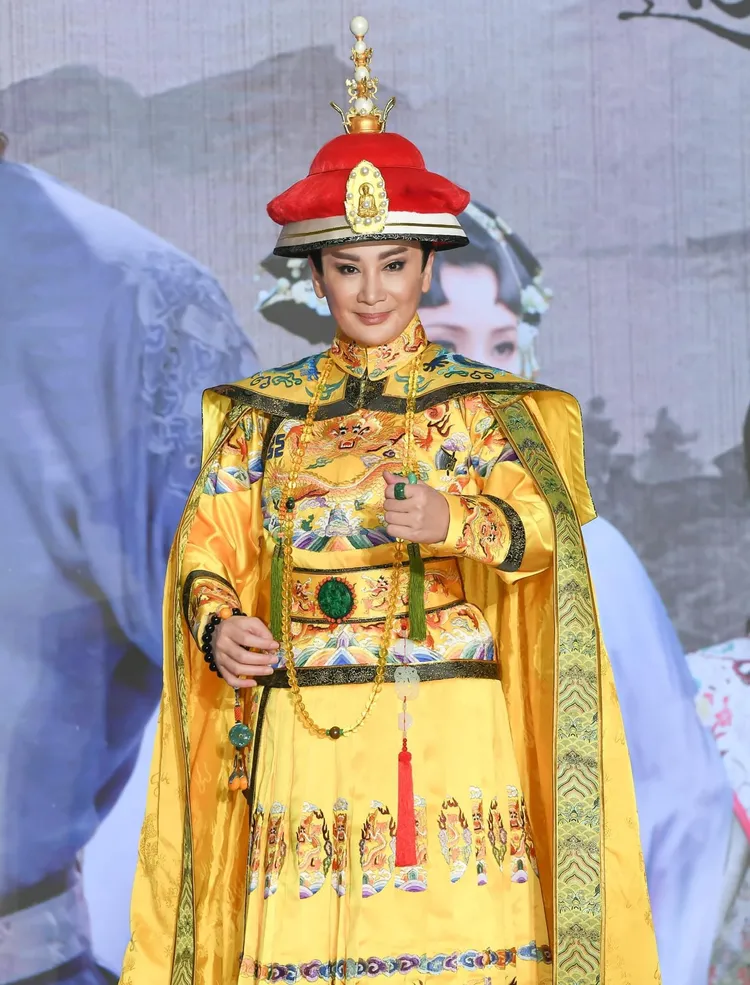 陳亞蘭先前還發文說，請各位嬪妃幫他集氣拿金鐘最佳男主角獎。翻攝自陳亞蘭臉書