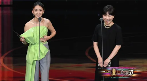 金钟奖|《我的出走日记》韩国大咖编剧朴海英现身 陈意涵当翻译被网亏「是喝酒了吗」
