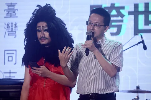 性工作團體譙陳時中 羅一鈞幫擋子彈:歡迎批評指教