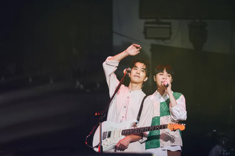 魚丁糸新加坡開唱，回憶湧上心頭。環球提供