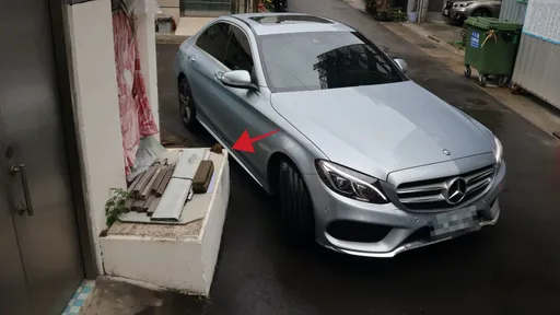 轉角遇見「毀車暗器」 巷弄私建花圃成路障!鄰嘆:很多人遭殃