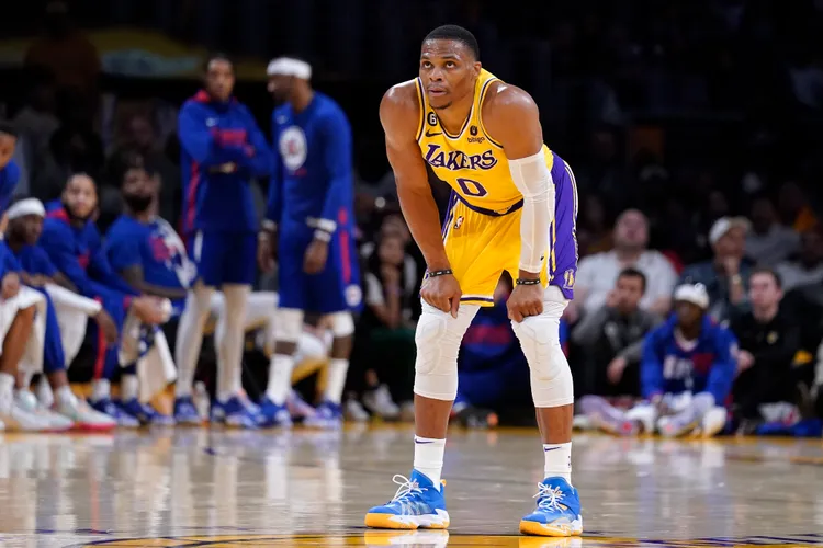 威斯布克离开湖人的日子近了。   美联社