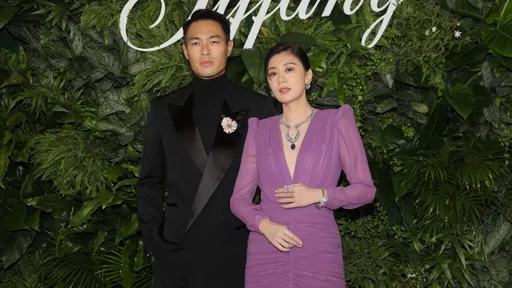賈靜雯賞TIFFANY植物綺境發夢願接情慾戲　楊祐寧見百億珠寶全都想打包