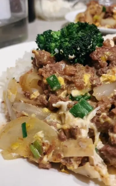 影片看完都餓了，讓網友直喊「要收藏起來」。