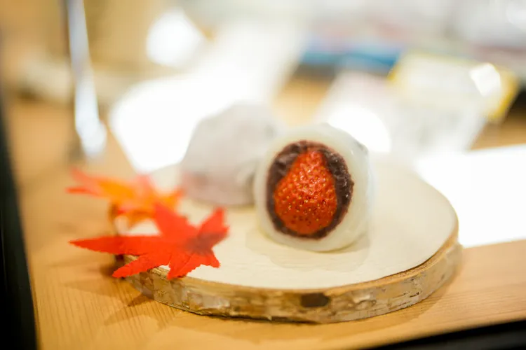 草莓大福好吃的關鍵，是使用了日本國產當季最好吃的新鮮草莓。田欣雲攝