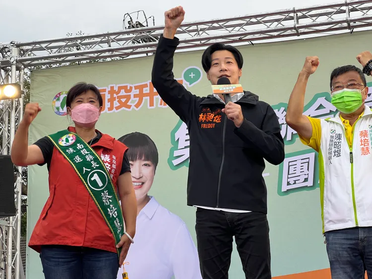 林昶佐特別來南投替蔡培慧站台。田兆緯攝