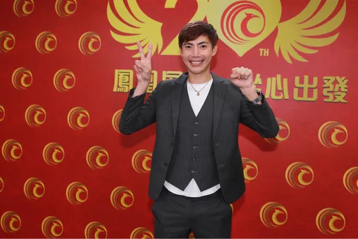 王凱「頭號粉絲」記出場集數繳心得報告　心疼老媽洗三溫暖被欺負