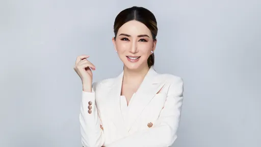 泰國變性大亨買下環球小姐選美會 成為71年來首位女老闆