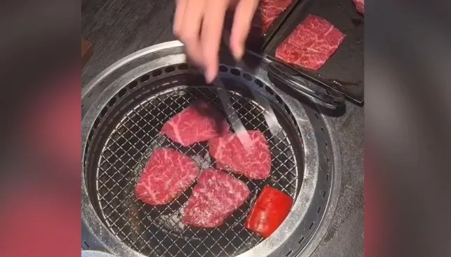 位于北市信义区的烧肉店。