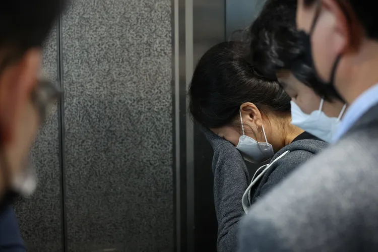 死傷者家屬痛哭。路透社