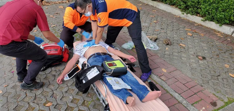 男子到院前暫無呼吸心跳。讀者提供