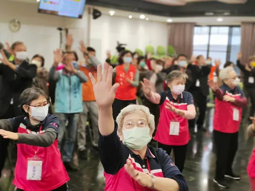 高雄政見PK|照顧銀髮族藍綠願景一次看 社福學者評雙方都缺「超前部署」
