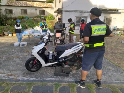 谷關台21線炸街吵死人下場慘了! 4輛改裝汽機車罰萬元
