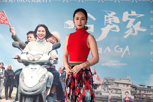 鄭人碩都沒看過!小薰素顏拋偶包 拼鞏俐、范冰冰當最美農婦