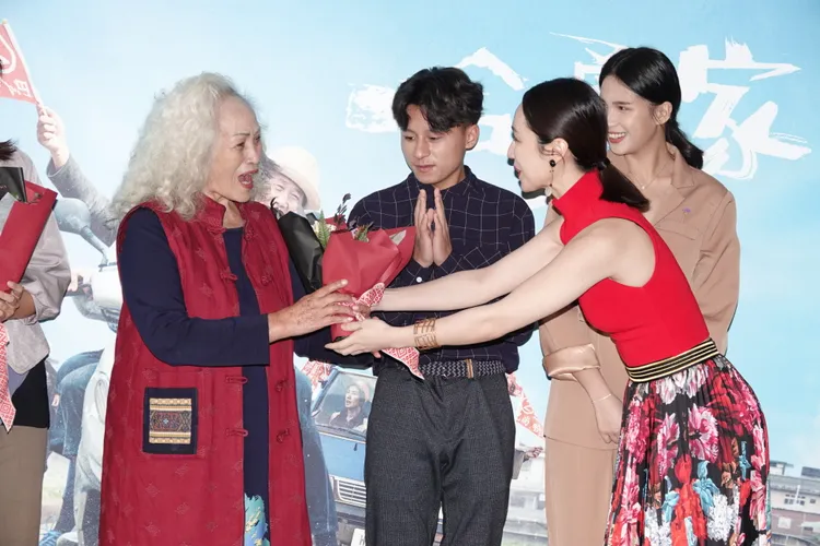 75歲林詹珍妹（左）入圍本屆金馬獎最佳女配角。陳德興攝