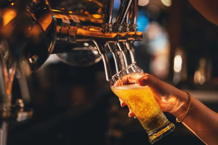 派對時長3小時，全程提供精釀啤酒無限暢飲。禁止酒駕；飲酒過量，有害健康。業者提供