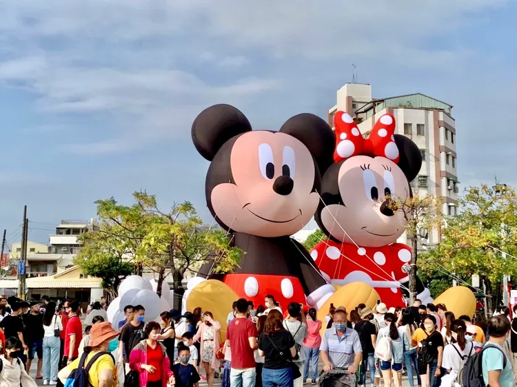 陸上氣球增添亮點。市府提供