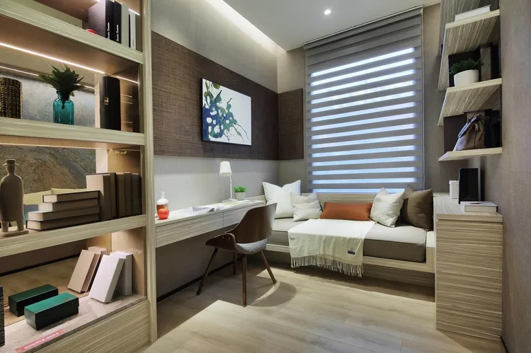 早期的A7重劃區首購族多，現在越來越多換屋買盤，單價也提高。翻攝「富宇天匯」臉書