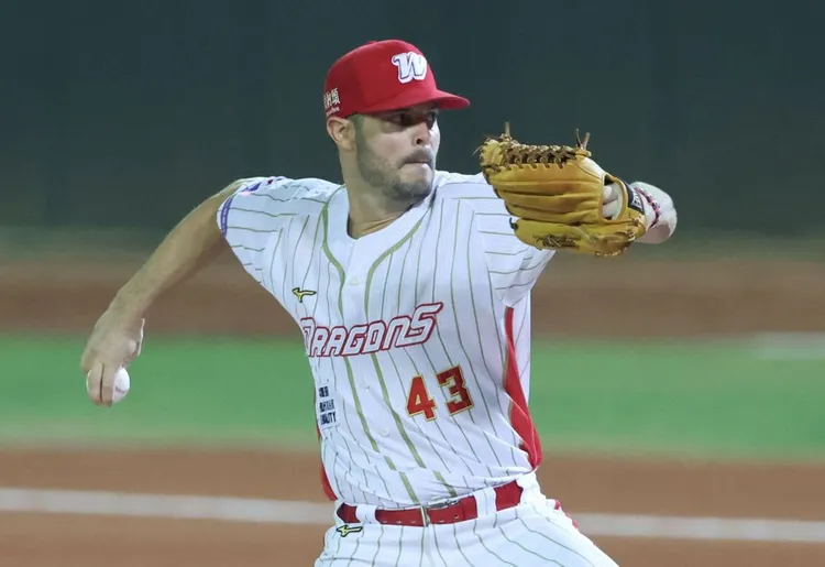 味全龍洋投布里悍。味全龍提供