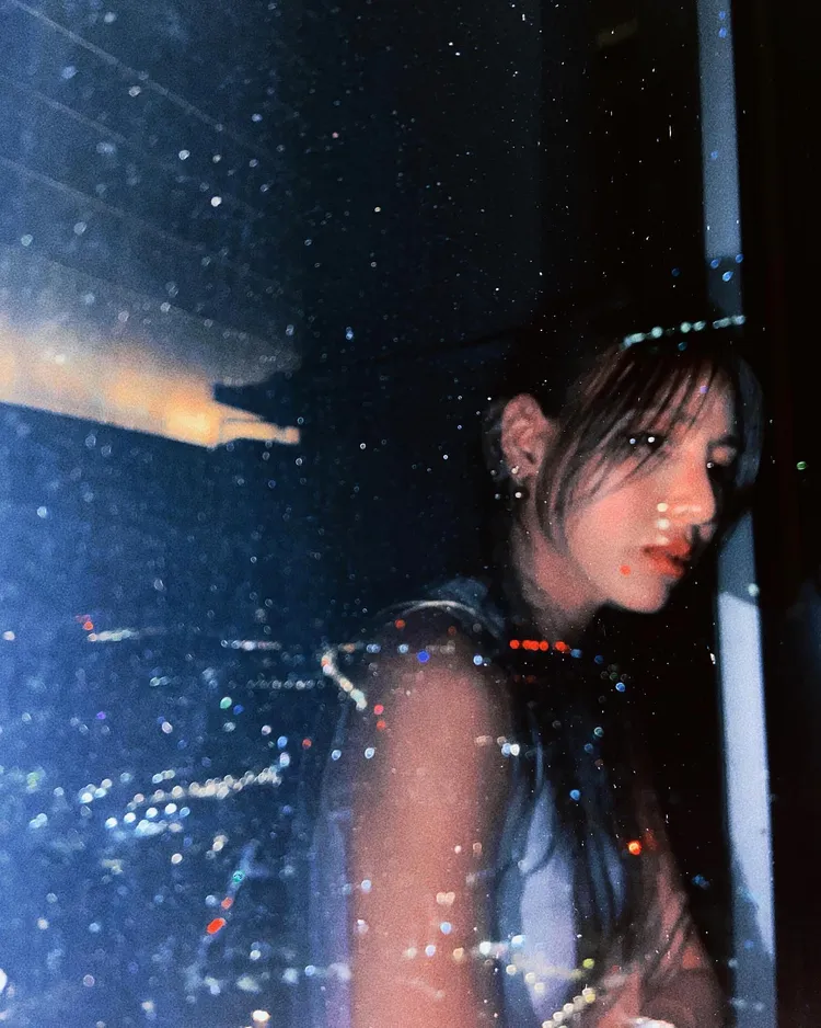 房思瑜展現帥氣女力，要讓白目男子知道「不要覺得女生好欺負」。翻攝IG/serenahouse