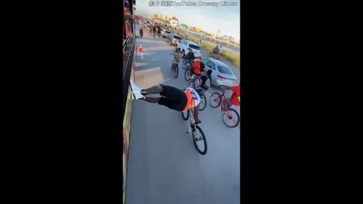 自行車騎士顛覆傳統比賽　這是光明正大在作弊吧！