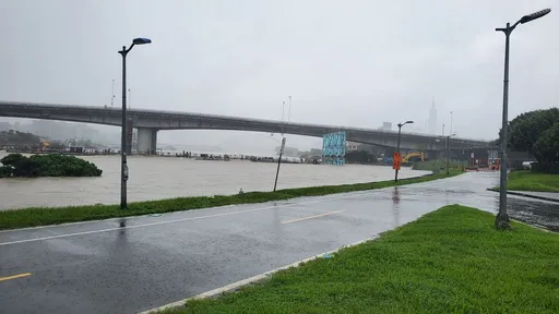 民權大橋包商趁水漲倒垃圾！反思營建業ESG提升4法