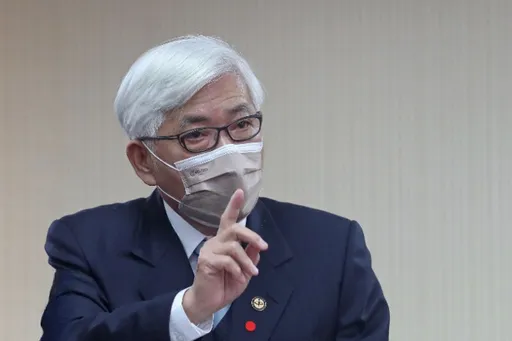 指揮中心放寬確診者投票？　中選會：若可出門就能投票！