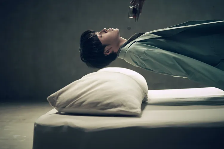 吳青峰推出新歌《......當幽靈失靈》。環球提供