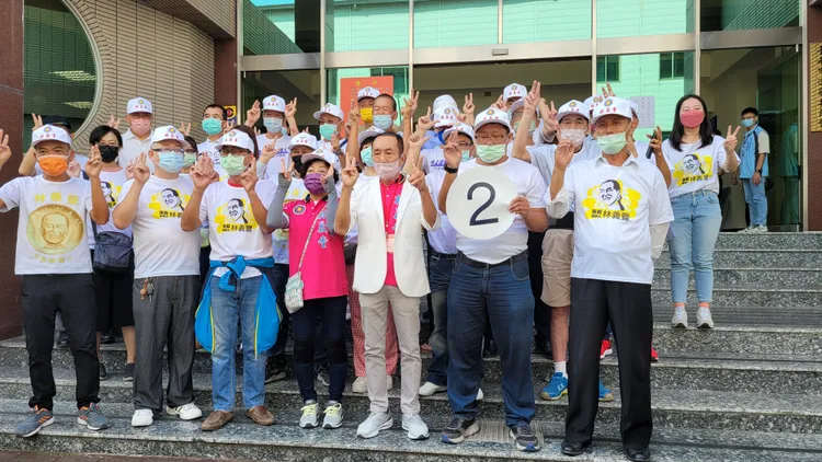 林義豐今發豪語要讓船屋起死回生。劉榮輝攝