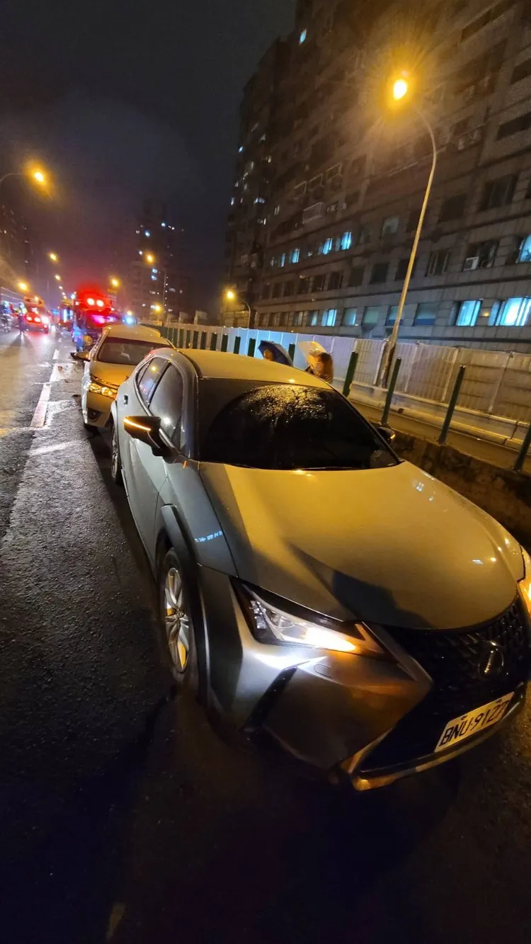 現場車禍的情形。翻攝畫面