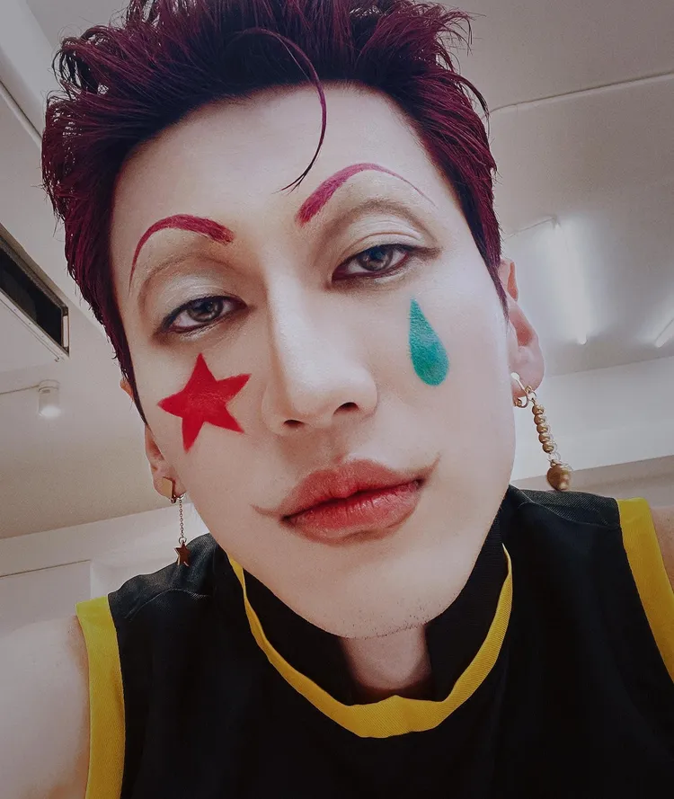 孫沁岳扮西索，神韻超到位。翻攝自孫沁岳臉書