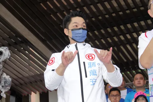 陳時中批藍白「三人成虎」打假成真　蔣萬安：有嘴說別人沒嘴說自己