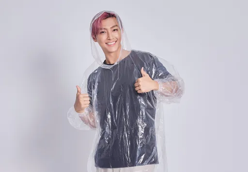 炎亞綸「幽默的最高境界」 設計十大傑出青年帽加持粉絲